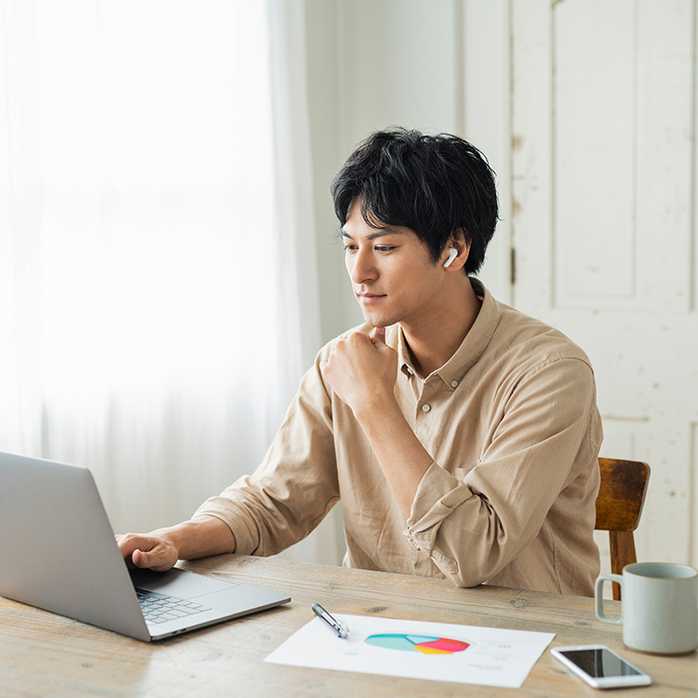 自由に働きたいならフリーランス